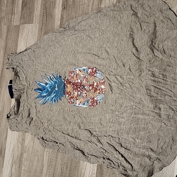 Apt. 9 Tops - Pineapple tank top‎